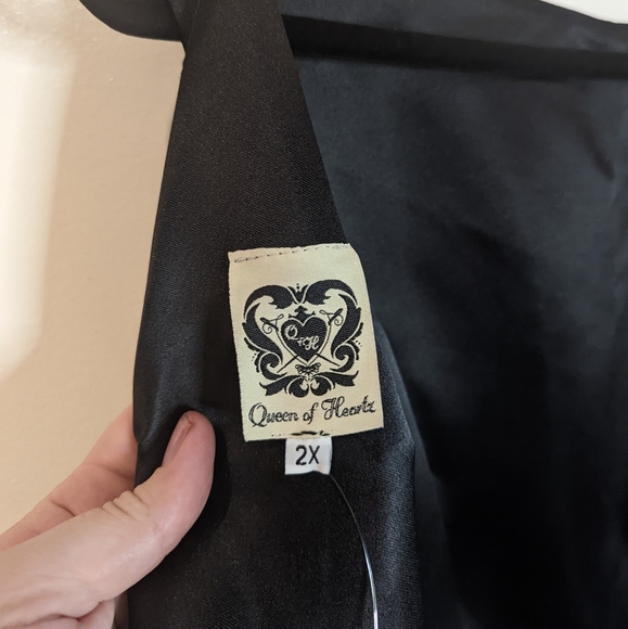Tea length Black satin Queen of Heartz Dress 2XL - Picture 9 of 12